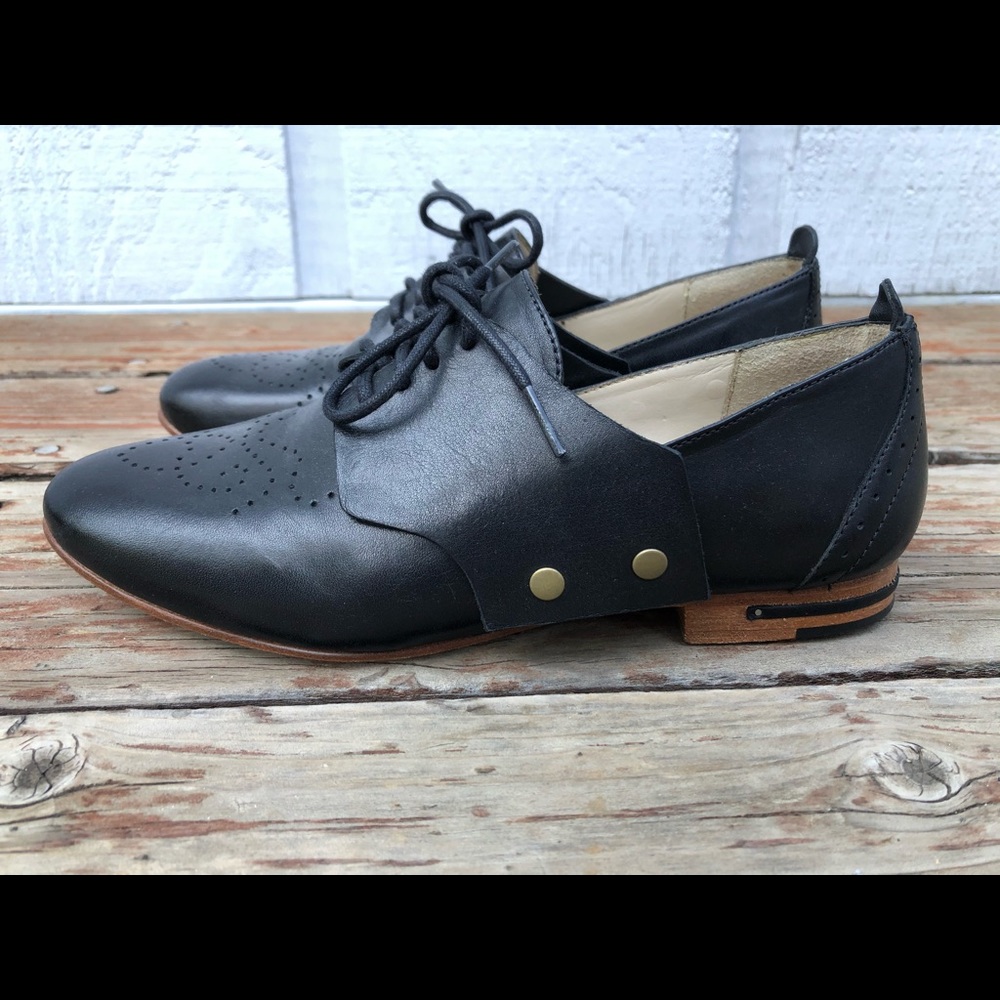 Freda Salvador Black Oxford